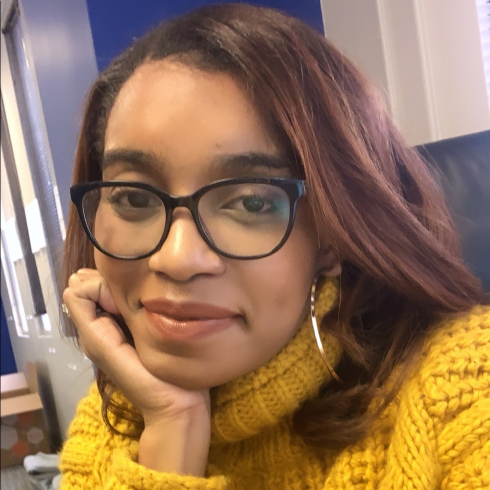 Meet your Posher, Danielle